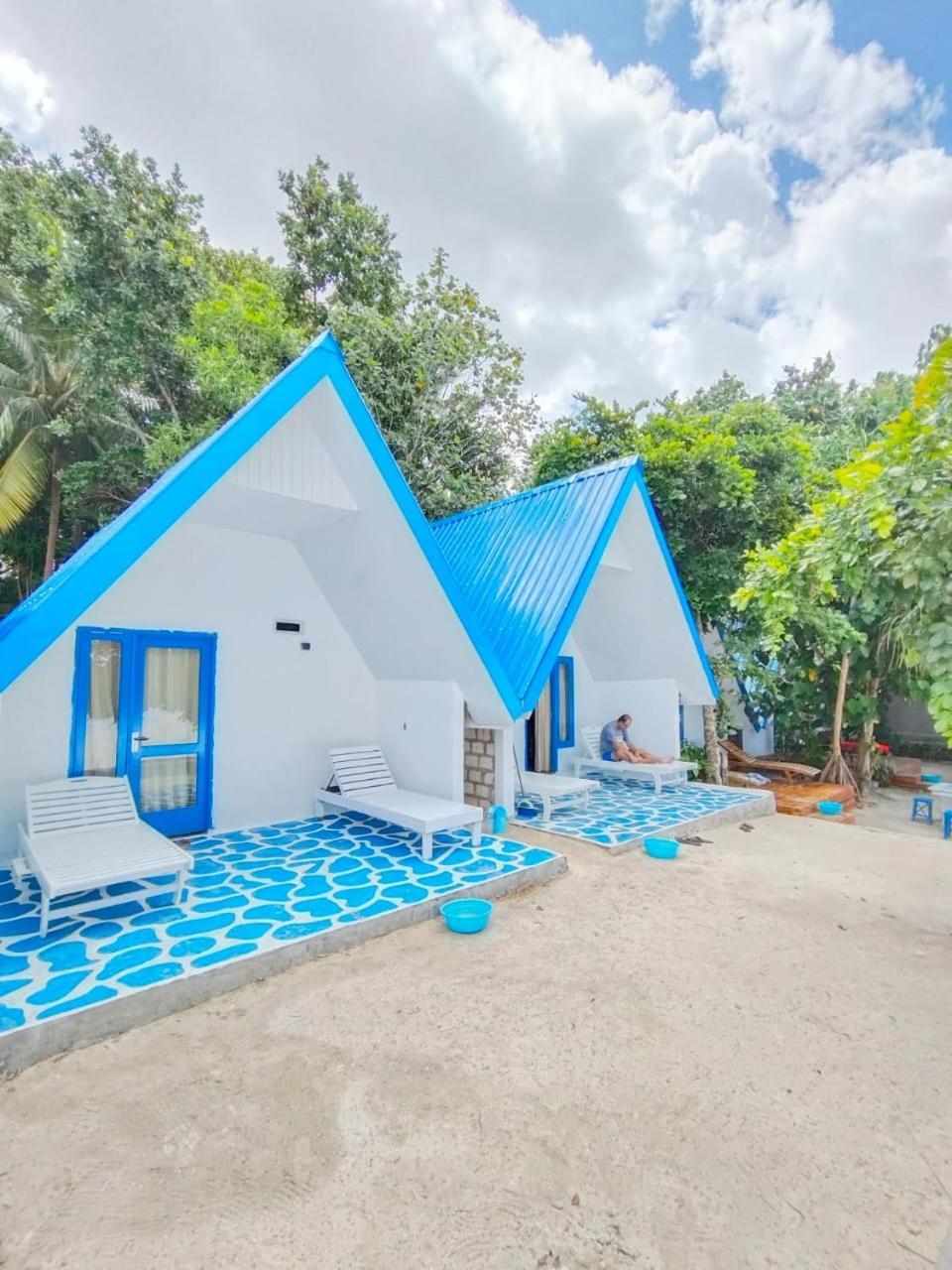 Tria Maria Cottage Ngurbloat Extérieur photo