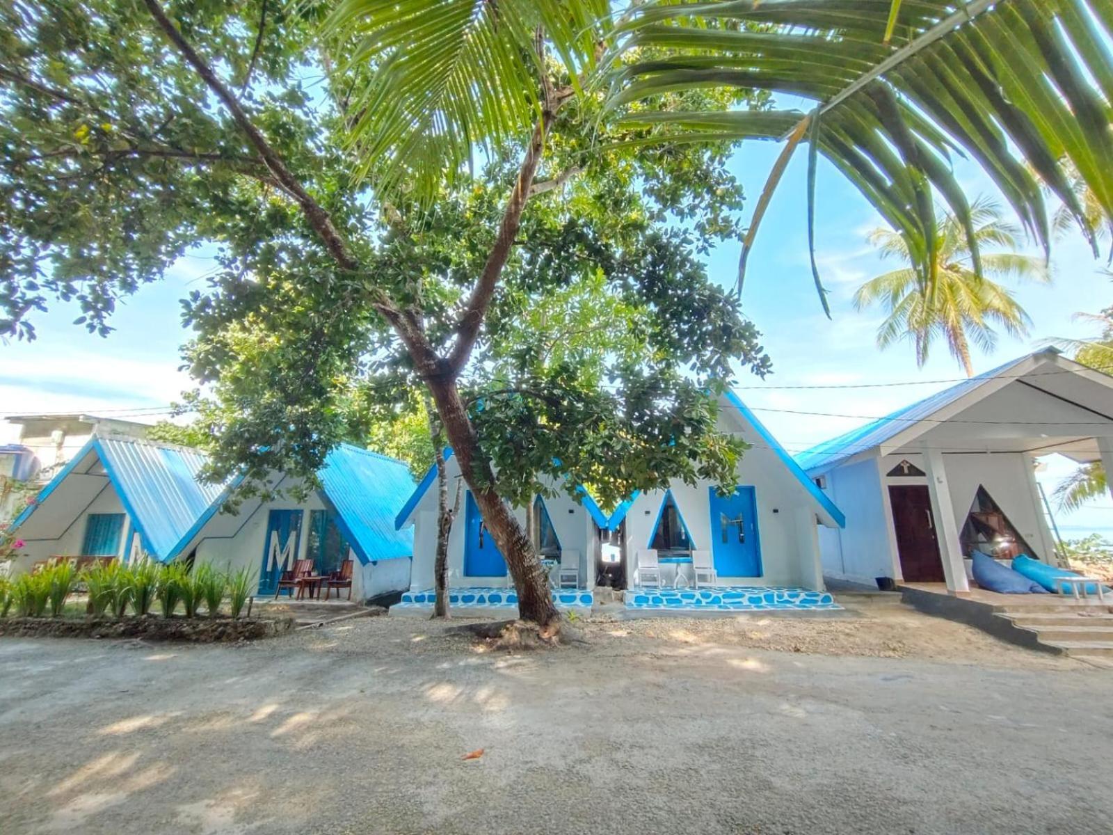 Tria Maria Cottage Ngurbloat Extérieur photo